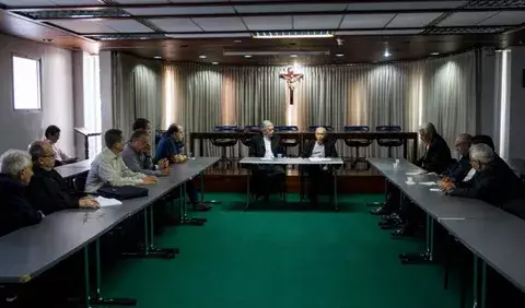 Los venezolanos claman por canal humanitario 