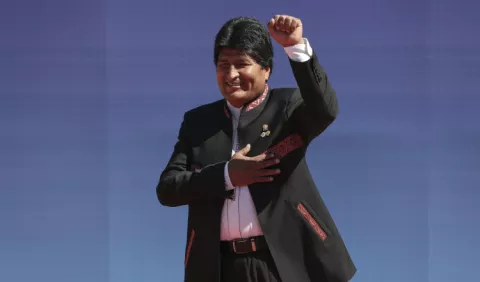 Morales llama a combatir  la  manipulación 