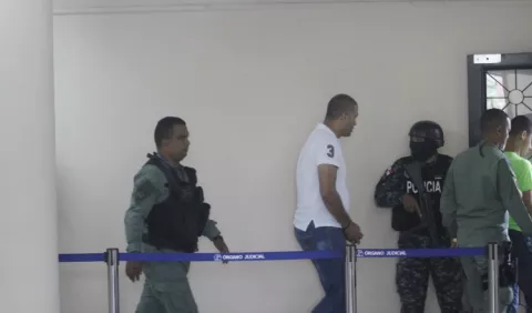 Mayor Martínez en espera de  decisión de la Oficina Judicial