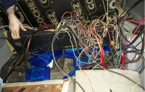 Los sorprenden con 33 paquetes de droga y un arma de fuego; hay cuatro retenidos