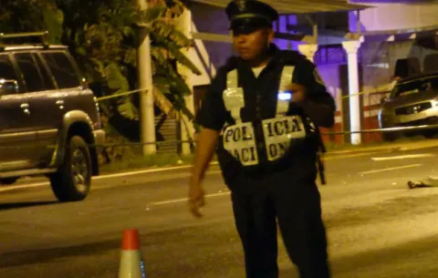 Muere anciano arrollado al intentar cruzar la Interamericana en Parita