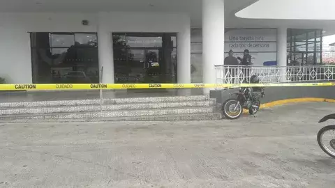 Seis encapuchados y con fusiles en mano se llevan 50 mil de Banistmo