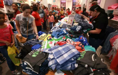 Empresarios se deshicieron del inventario con el 'Black Friday'