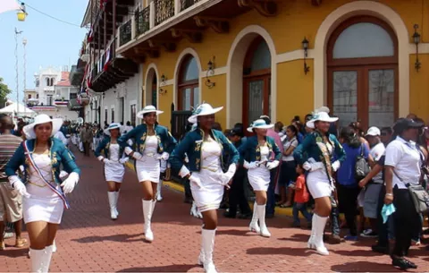 Autoridades anuncian operativos y prohibiciones para fiestas patrias