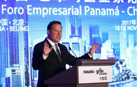 Varela anima a empresarios chinos a establecerse en Panamá