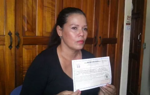 Esposa de piloto fallecido en Honduras desconoce dónde está el cuerpo 