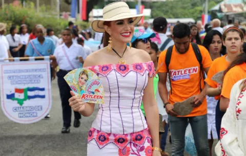 TE se pronuncia, tras denuncias de proselitismo de Katleen Levy