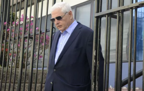 Expresidente Ricardo Martinelli podría renunciar a la curúl del Parlacen