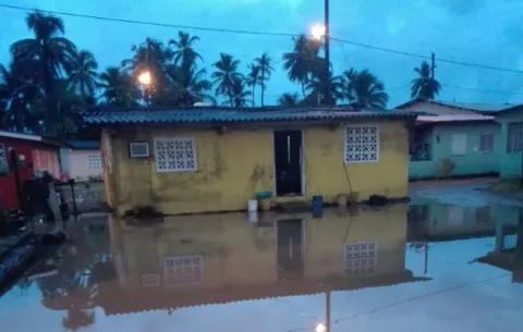 21 casas afectadas por inundación en Palenque
