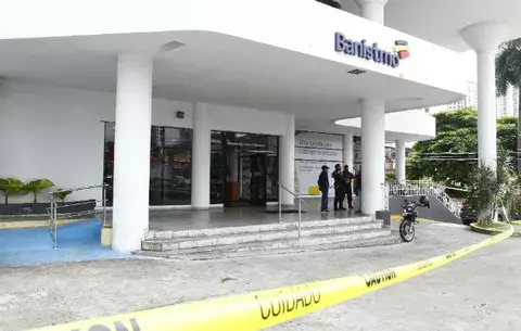 Un seguridad del Banistmo estaba en el baño cuando ocurrió el robo