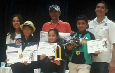 Panameños participan en Olimpiada de Robótica en Costa Rica