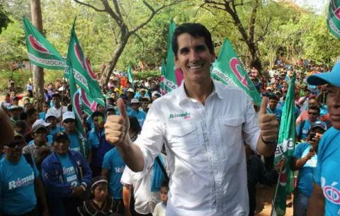 Roux: Panamá no soporta más al gobierno fallido de Varela