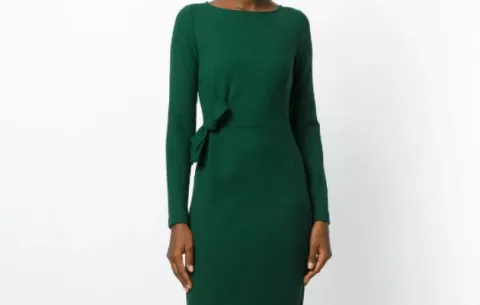 Agotado 'outfit'  usado por Meghan Markle para anunciar compromiso real