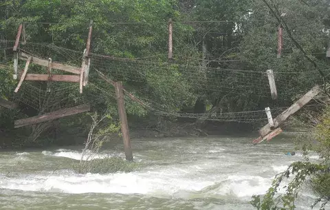 Colapsa puente y provoca afectaciones en La Mesa y el Cedro de Los Pozos