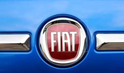 Ventas de Fiat Chrysler caen 4%