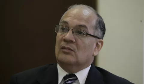 Procurador de la administración, un funcionario que es ignorado