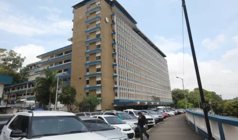 Contrato directo con AES por $14 millones para dar energía a CSS