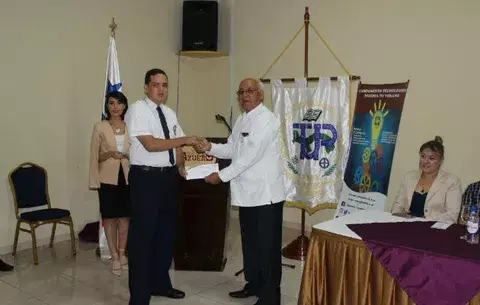 Estudiantes Azuerences se capacitarán en tecnología durante el verano