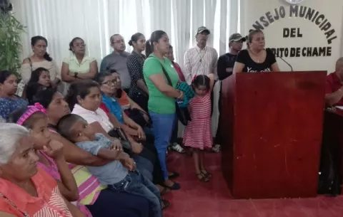 Denuncian que extranjeras ejercen la prostitución en un bar de Chicá