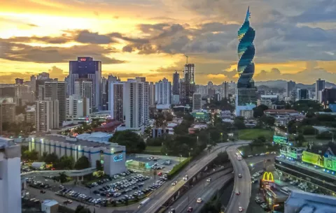 Panamá opta por vía multilateral para intercambio información financiera