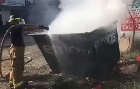 Vandalizan y hasta queman desechos en tinaqueras en La Chorrera 