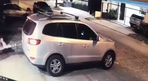 [VIDEO] Hurtan dos jet ski de una residencia en Betania; los filmaron