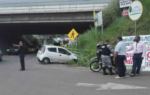 Dueño de un minisúper en La Chorrera atrapa a uno de tres asaltantes