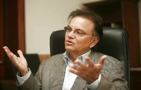 Roy se defiende de los 'señalamientos falsos' de corrupción de Tacla Durán