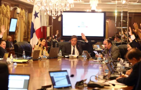 Gabinete aprueba proyecto sobre delitos fiscales