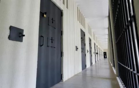 Diez muertos en enfrentamiento entre bandas en cárcel de Brasil