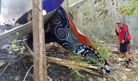 Ticos investigan accidente aéreo