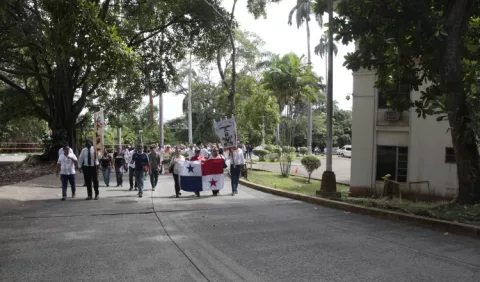 Aristides Royo: 'En Panamá debe  imperar  separación de poderes'