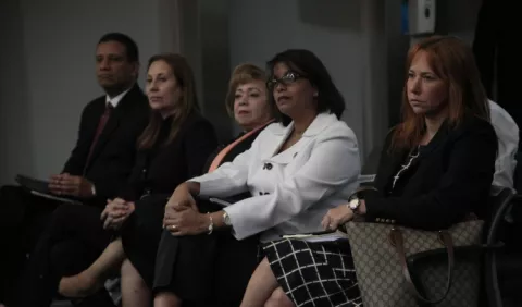 Gabinete podría dejar sin efecto designaciones de Tovar y Moore