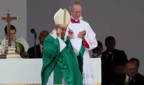 Papa: América Latina está en 'crisis' por corrupción y sobornos