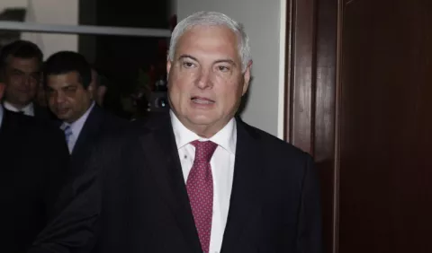 Martinelli ofrece garantías para 'disipar toda duda'