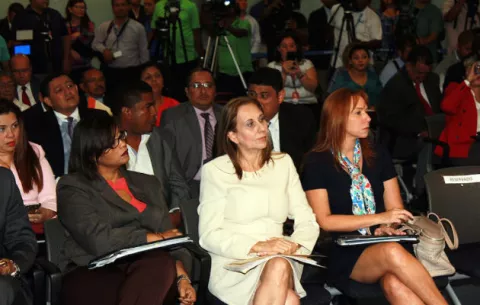 De 'mentalidad inquisitiva' a discriminación, así han sido las quejas contra Moore y Tovar