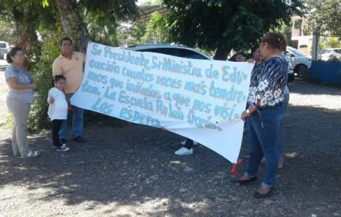 Escuela Rubén Darío iniciará el nuevo año con protestas