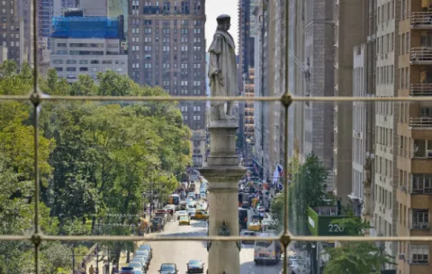 La estatua de Cristóbal Colón se queda en Nueva York
