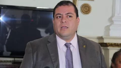 Detienen a diputado oficialista de Guatemala por el asesinato a de dos periodistas en 2015
