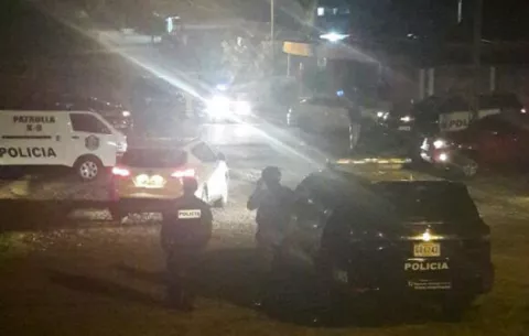 'Le tocan la puerta' a pandilleros en Panamá Este 