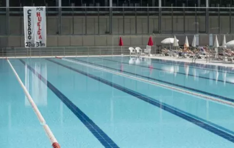 Dos bebés muertos y otro hospitalizado tras caer en piscinas en Argentina