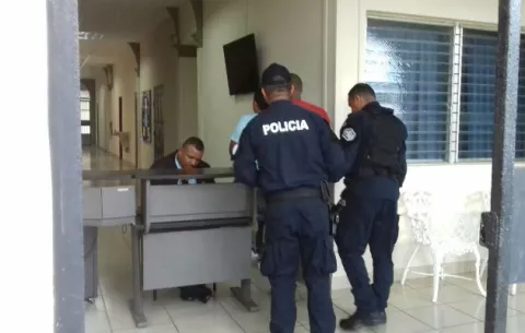 Condenan a dos por violación y robo en Bocas Toro