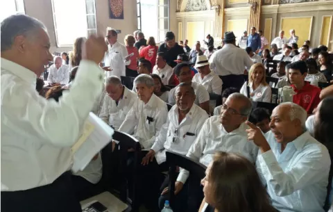 Con diversos actos panameños recuerdan a mártires del 9 de enero