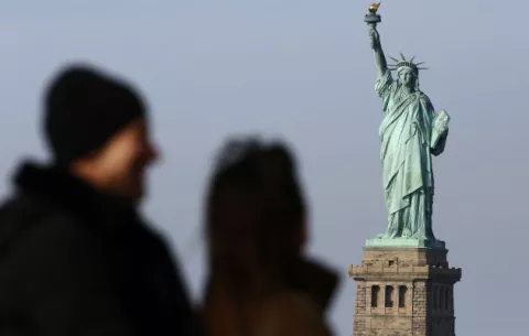 Nueva York decide abrir la Estatua de la Libertad pese al cierre parcial del Gobierno