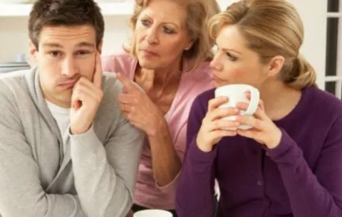 ¿Qué hacer cuando su familia te rechaza?