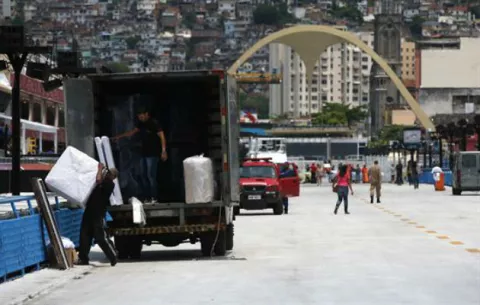 El Sambódromo de Río de Janeiro se prepara para vestirse de magia y color