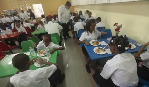 Suman dos escuelas más para la Jornada Extendida