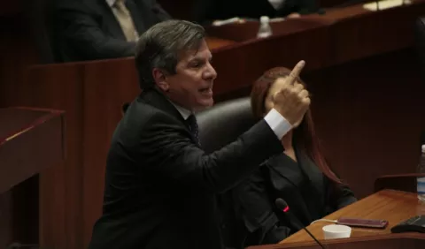 Oficialistas hablan de 'guerra larga' hacia el  PRD por Credenciales