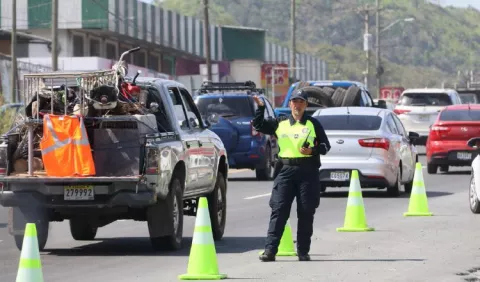 Primeros 100 mil vehículos hacia el interior del país