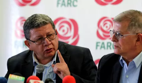 Farc ratifica suspensión  de su campaña 